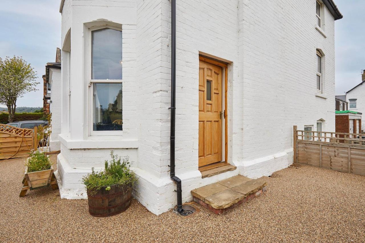 Ferienwohnung Ground Floor At The Old Vicarage Scarborough Exterior foto
